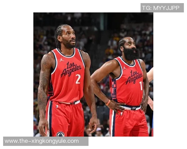 KD谈对抗哈登与小卡的压力期待他们助力快船逆转局势 KD谈对抗哈登与小卡的压力期待他们助力快船逆转局势