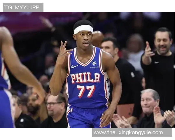 埃奇库姆表现出色16投7中斩获19分10篮板2助攻4抢断助球队获胜 埃奇库姆表现出色16投7中斩获19分10篮板2助攻4抢断助球队获胜